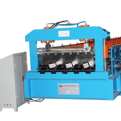 DECK FLOOR ROLL FORMING MACHINE